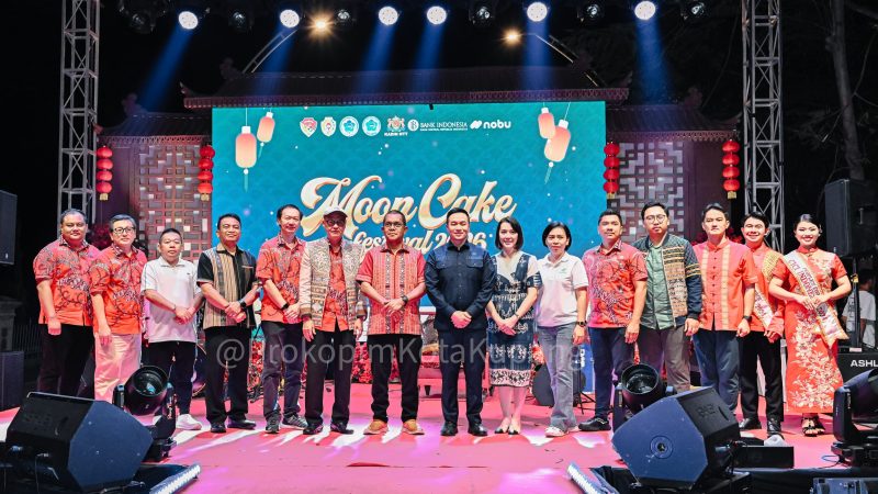 Mooncake Festival Kupang Galang Kepedulian untuk Korban Gempa Flores